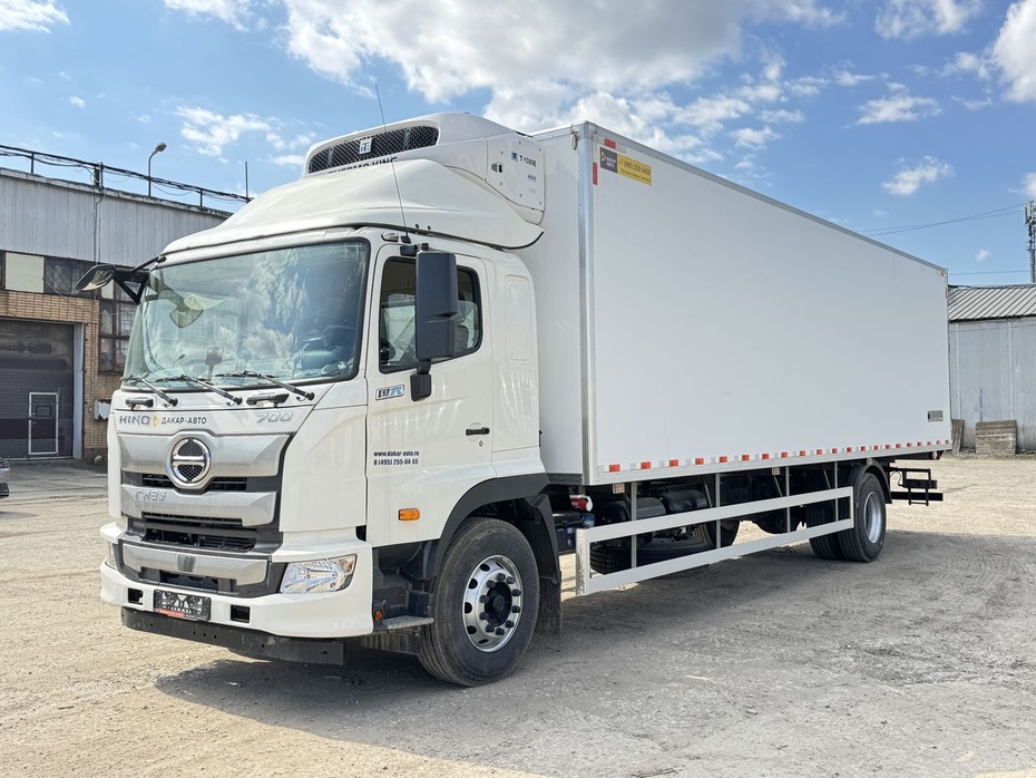 HINO 700 (МРМ 18т) ИЗОТЕРМИЧЕСКИЙ ФУРГОН 9,2м С/П 60/80